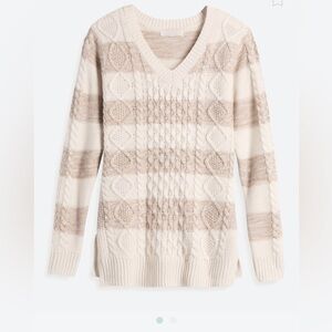 Emily Rose (bought on stitch fix). women’s V-neck sweater. Size XL.Cream and tan